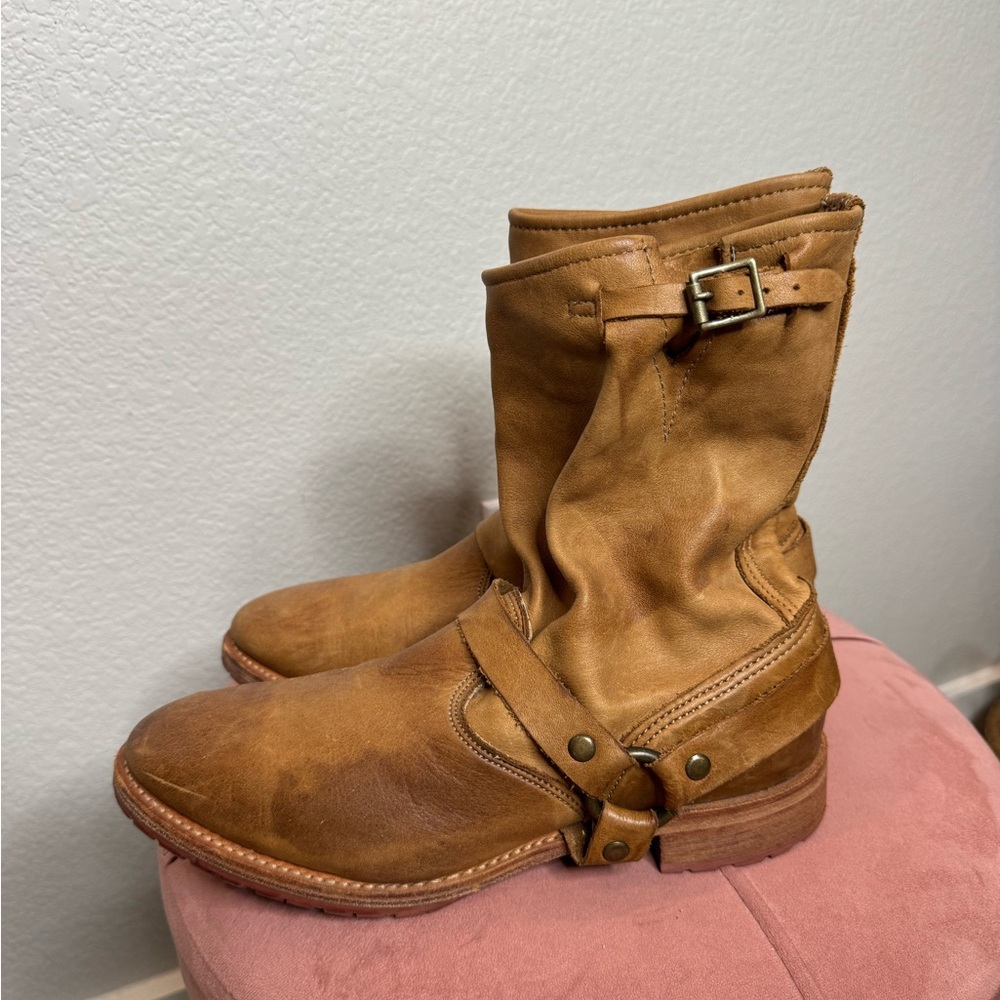 Vintage Shoes Co. Tan Leather Short Harness Boots Size 9.5 Moto Biker Made‎ USA